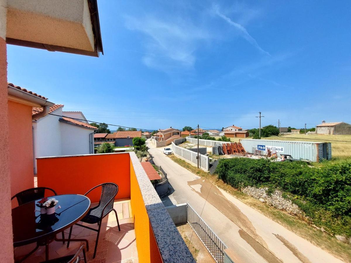 Apartman Zeljo Galizana ภายนอก รูปภาพ