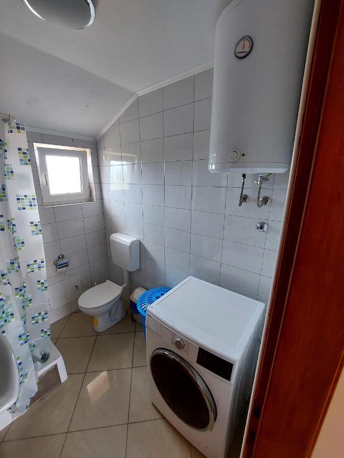 Apartman Zeljo Galizana ภายนอก รูปภาพ
