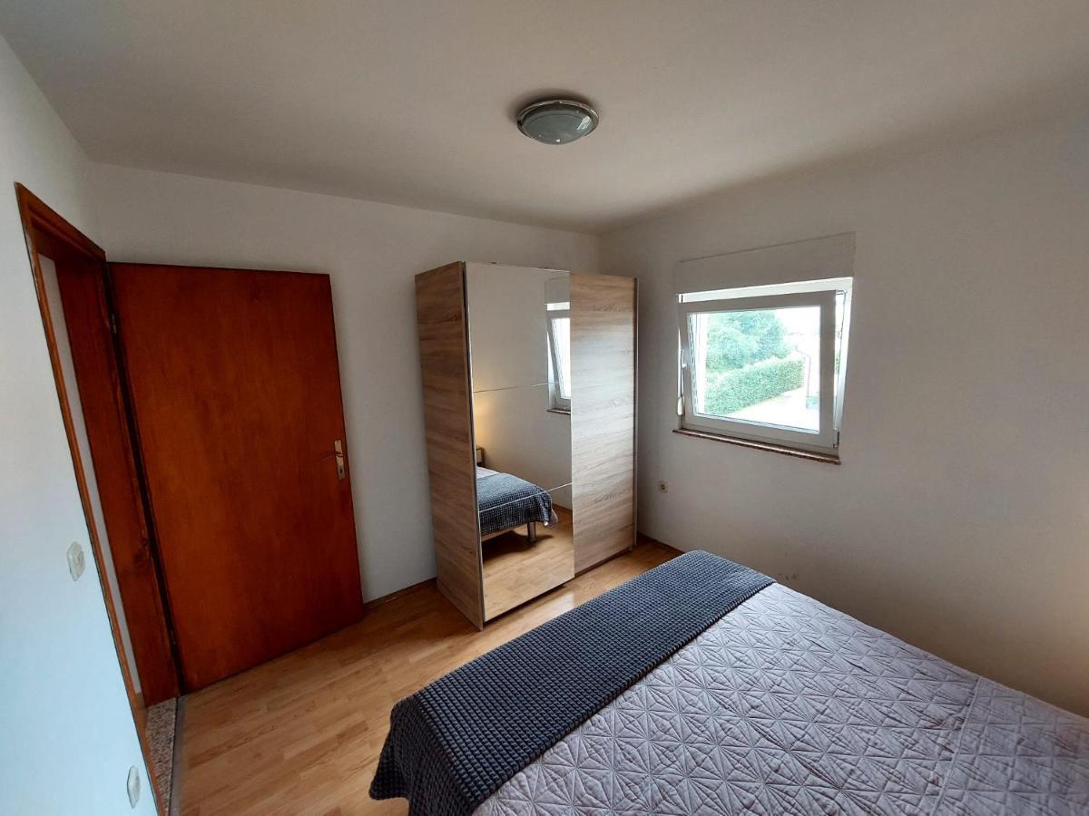Apartman Zeljo Galizana ภายนอก รูปภาพ